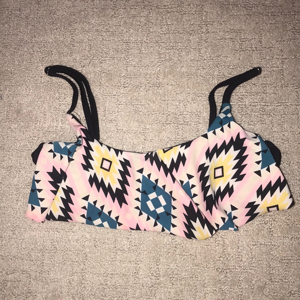 Ruffle swim suit top!